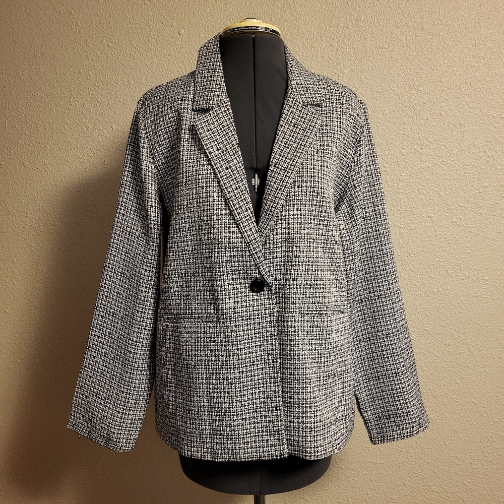 Tudor Court by Haband Black & White Blazer Size Small